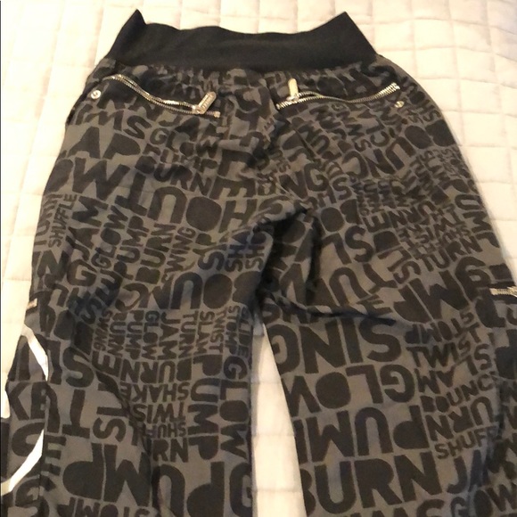Zumba cargos black/ words - Picture 3 of 5